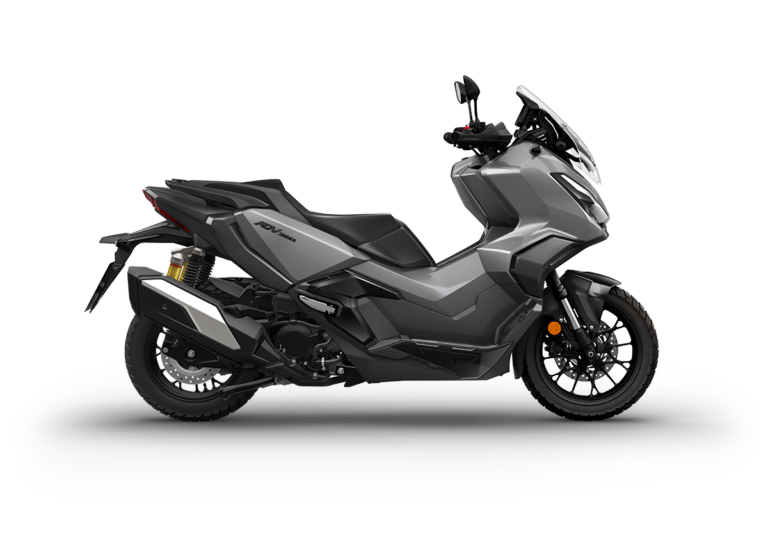 26YM_ADV350_Studio_IRIDIUM_GRAY_METALLIC_NH-C65M_RHS