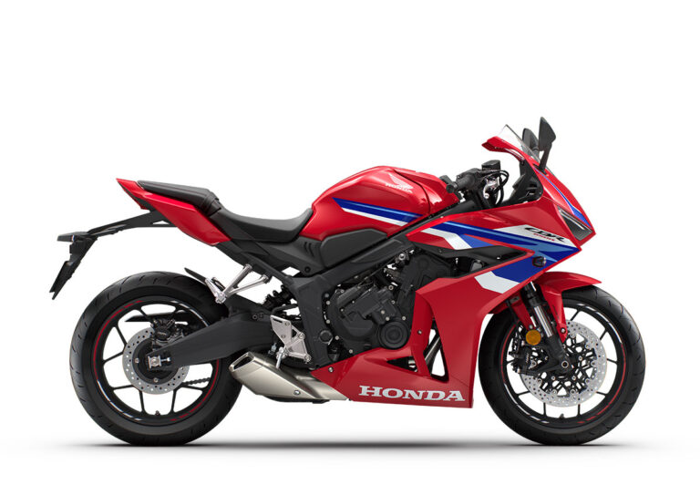 26YM_CBR650R_E-Clutch_R-380_GrandPrixRed_Studio_RHS